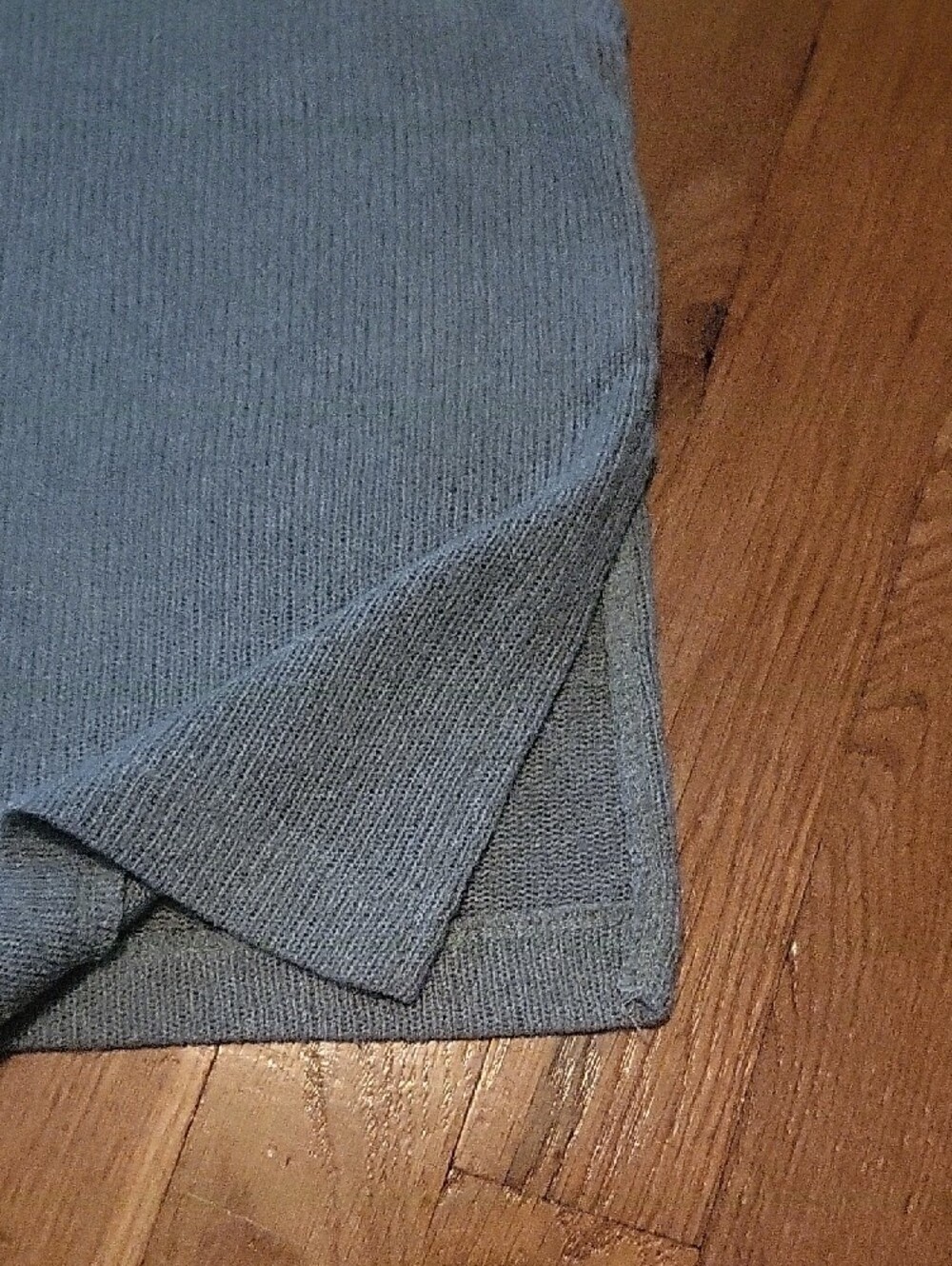 H&M Tank Tops - Picture 3 of 5